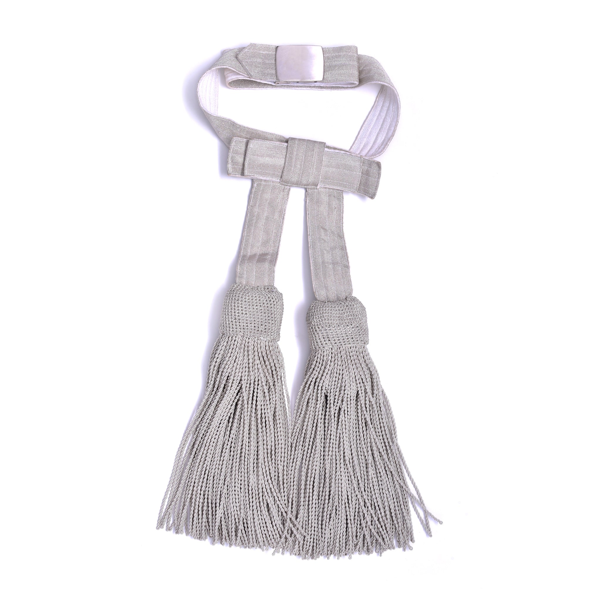 Schärpenquasten mit fester Schleife – silber mit Gürtel (100cm)