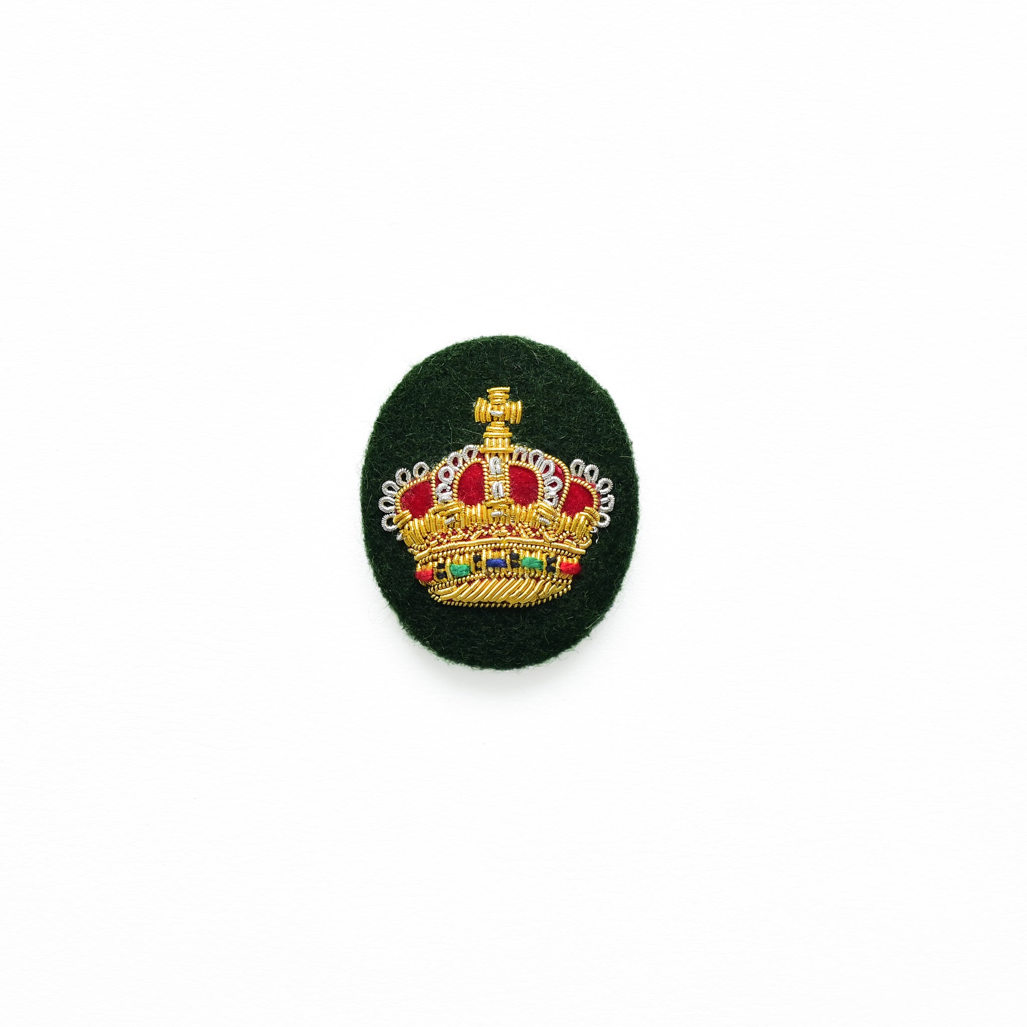 handgestickte Krone