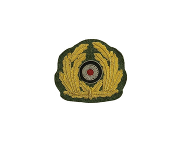 WWII Kriegsmarine handgesticktes gold Schirmmützen Abzeichen auf feldgrau
